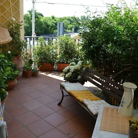 Casa Velardi 3*