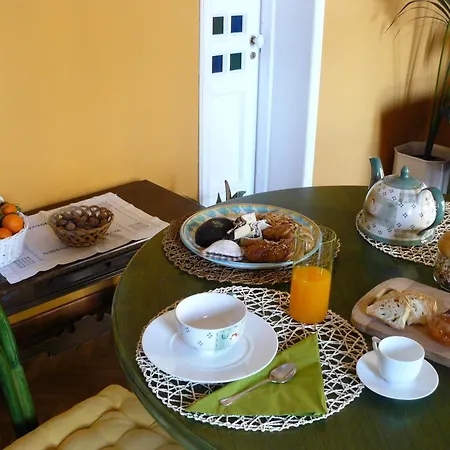 Casa Velardi לינה וארוחת בוקר 3*