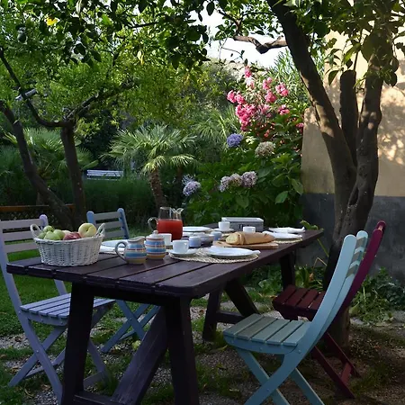 Casa Velardi 3*